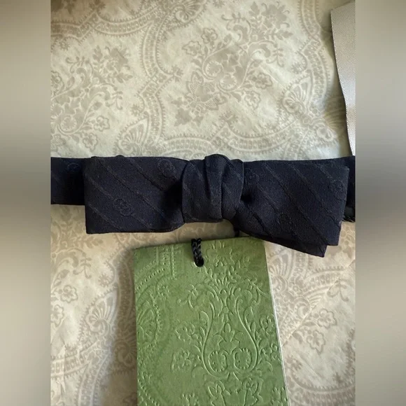 NWT GUCCI GG JACQUARD SILK BLACKBOW TIE